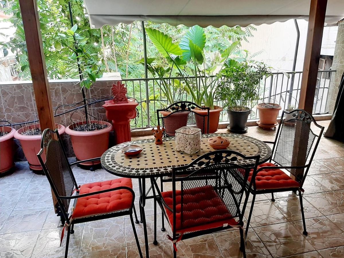 Large Terrace Apartment Near City Centre Atenas Exterior foto