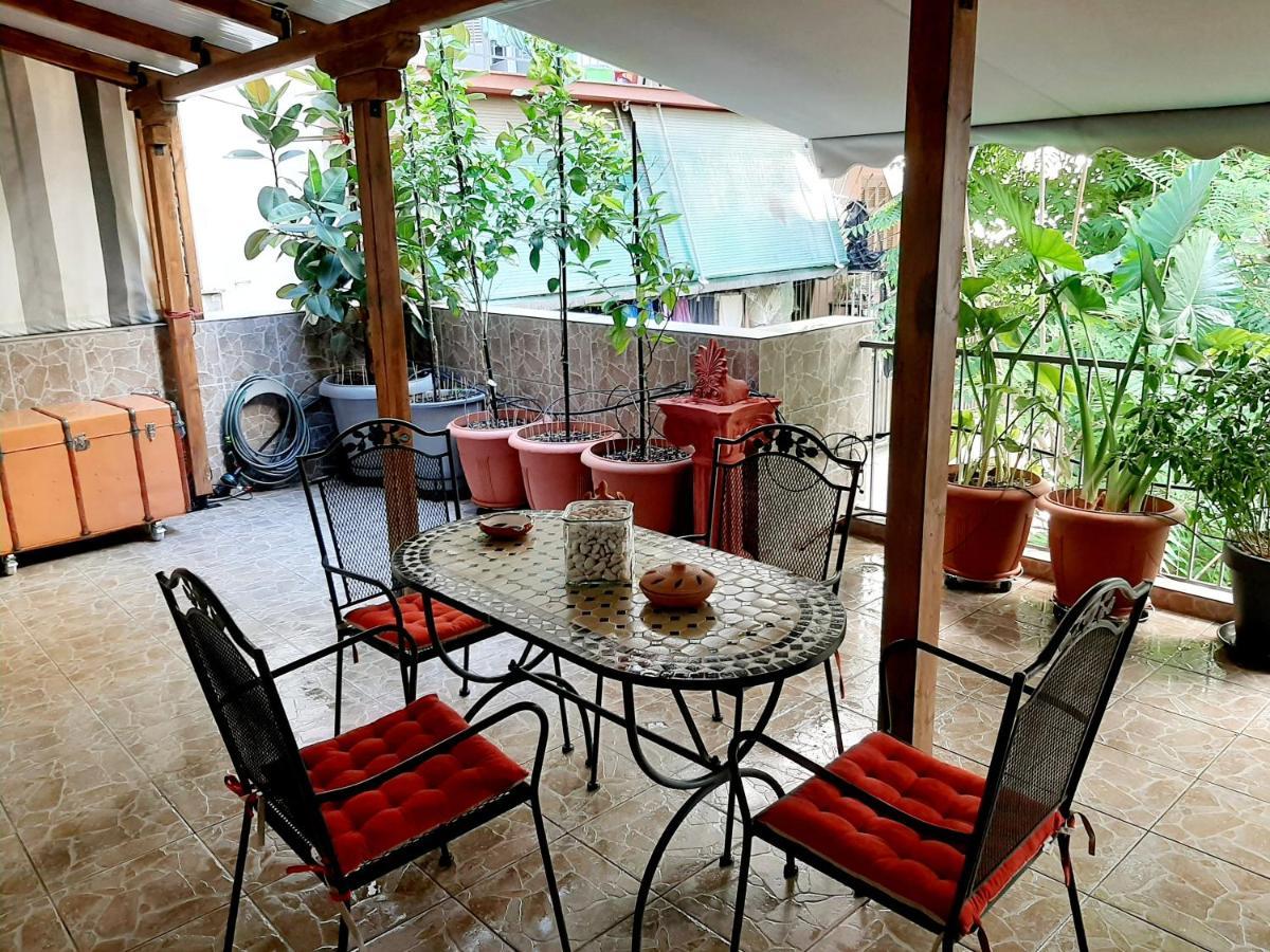 Large Terrace Apartment Near City Centre Atenas Exterior foto