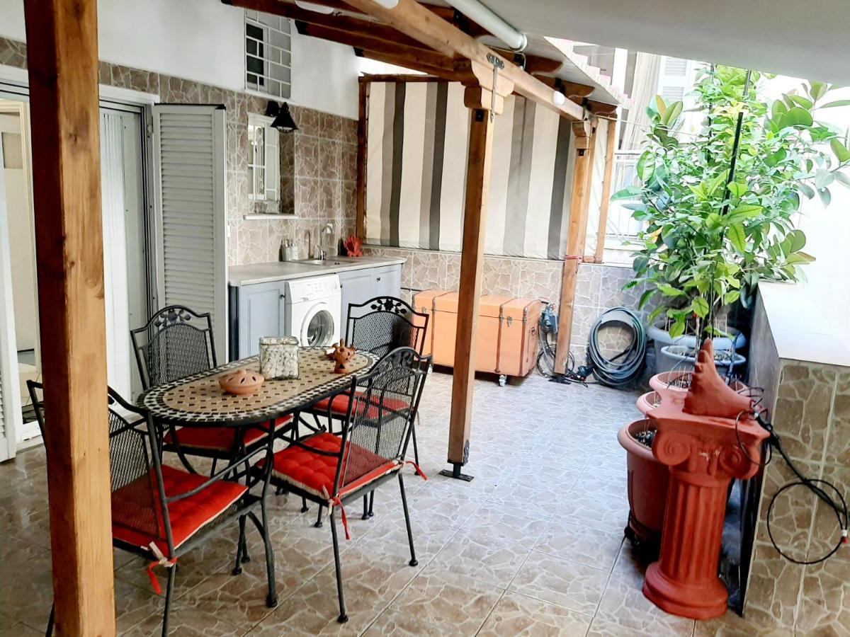 Large Terrace Apartment Near City Centre Atenas Exterior foto